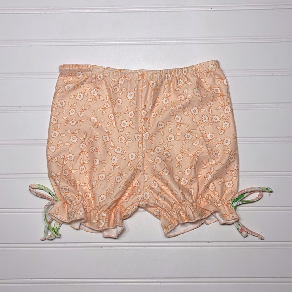 SWEET HONEY EUC Floral Soft Stretchy Elastic Ruffle Butt Pull On Shorts